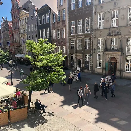 Dluga Street Near Neptun