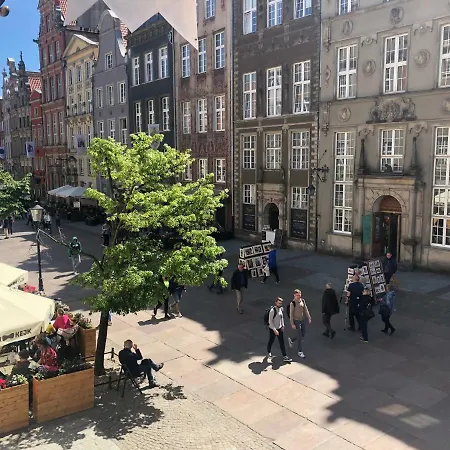 Dluga Street Near Neptun