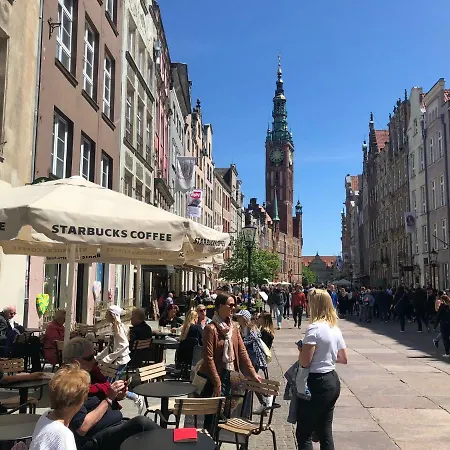 Апартаменты Dluga Street Near Neptun