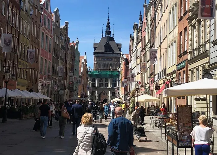 Dluga Street Near Neptun * Гданьск